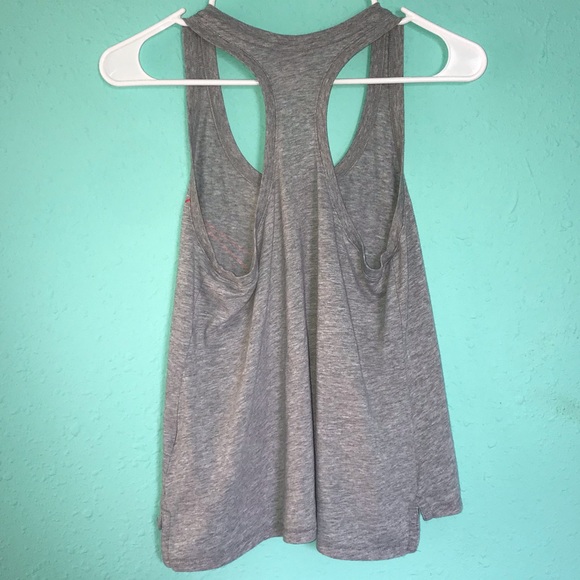 ✨Nike Tank Top - Picture 2 of 3